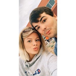 Meet your Posher, Chelsey